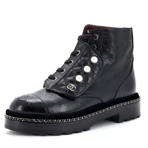 Women's Cap Toe CC Chain Around Pearl Combat Boots Leather